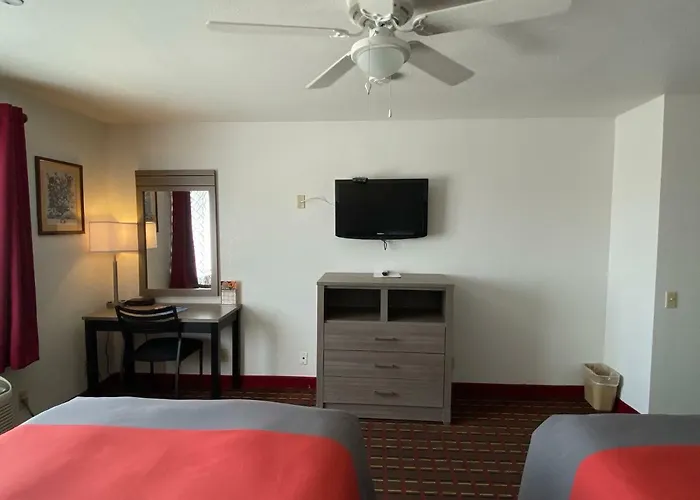 Guest House Inn Medical District Near Texas Tech Univ