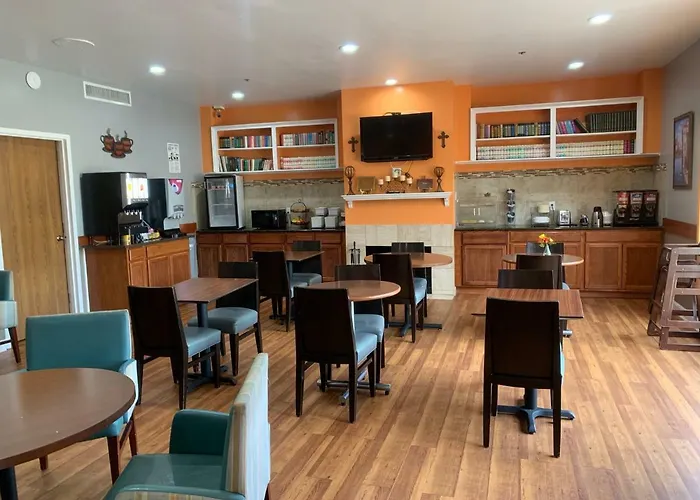 Guest House Inn Medical District Near Texas Tech Univ